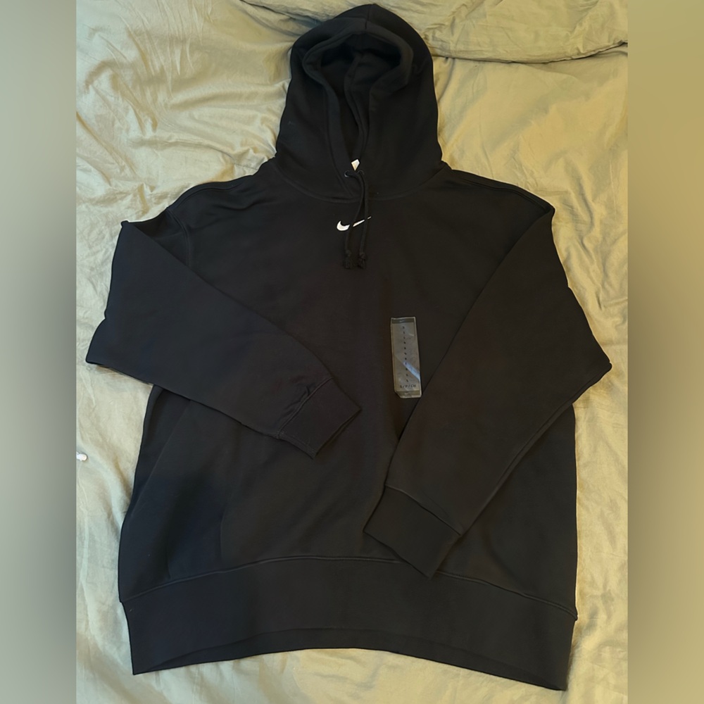 Never worn nike hoodie
